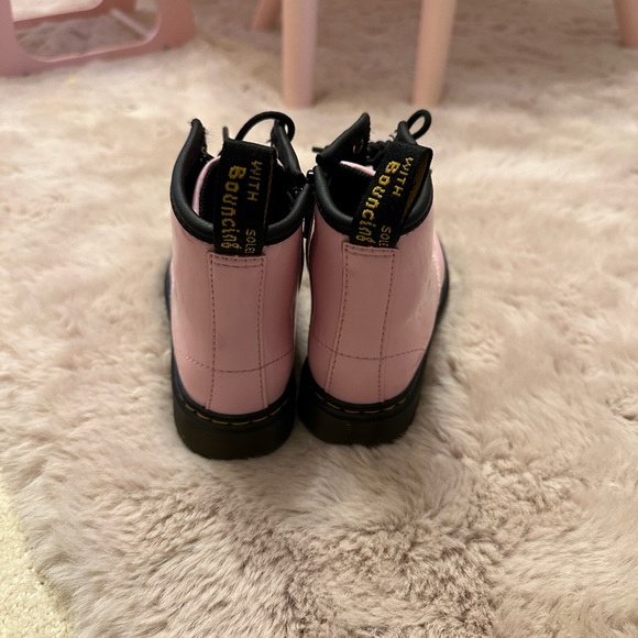 Size 10 toddler doc martens - Picture 2 of 4